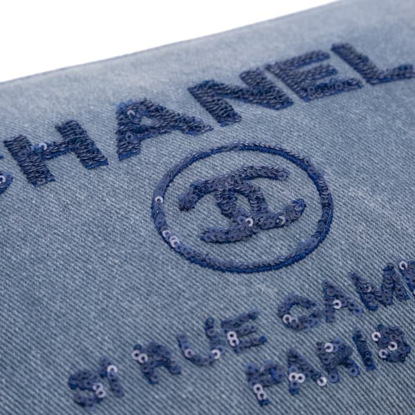 Pre-owned Chanel Medium Denim Sequin Deauville O Case Clutch Blue