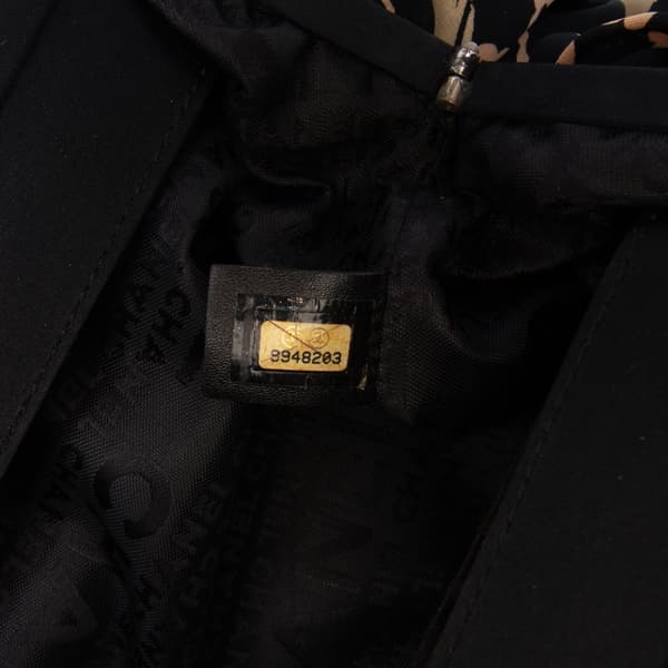 Pre-owned Chanel CC Silk Camellia Frame Clutch Black