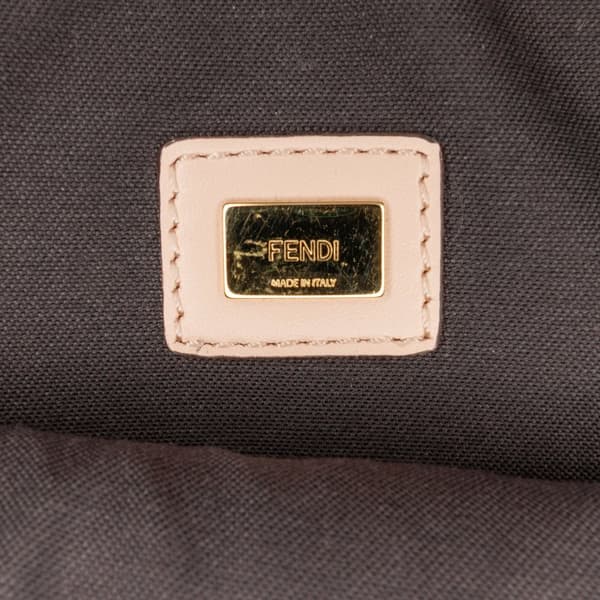 Pre-owned Fendi Leather Roma Zip Clutch Brown