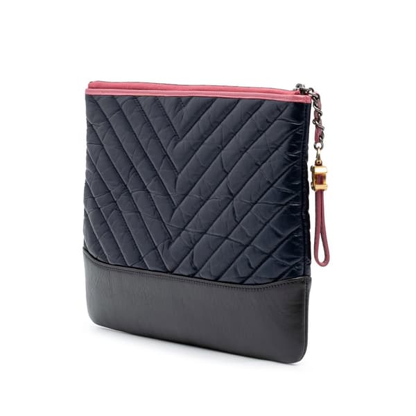 Pre-owned Chanel Medium Chevron Aged Calfskin Gabrielle Cosmetic Clutch Blue
