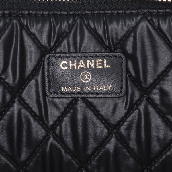Pre-owned Chanel Medium Bi Quilted Lambskin Cosmetic Case Black