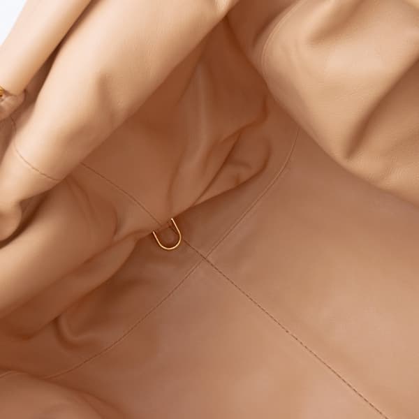 Pre-owned Bottega Veneta Lambskin The Pouch Brown