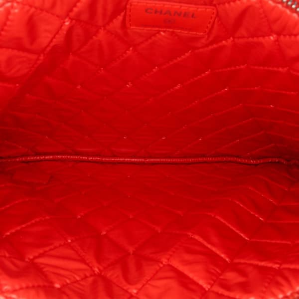Pre-owned Chanel Medium Printed Lambskin Cuba La Habana O Case Clutch Red
