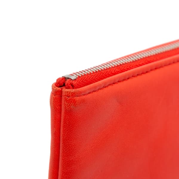 Pre-owned Chanel Medium Printed Lambskin Cuba La Habana O Case Clutch Red