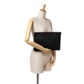 Miniatyrbilde 10 av 10: Pre-owned Chanel Large Quilted Caviar O Case Clutch Black