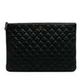 Miniatyrbilde 1 av 10: Pre-owned Chanel Large Quilted Caviar O Case Clutch Black