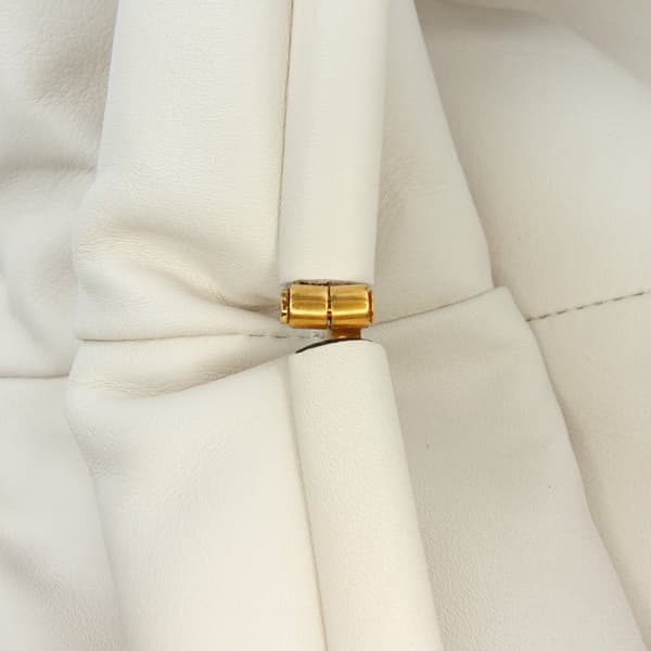 Pre-owned Bottega Veneta Lambskin The Pouch White