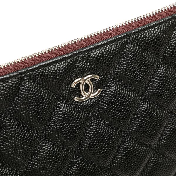 Pre-owned Chanel Small Quilted Caviar O Case Clutch Black