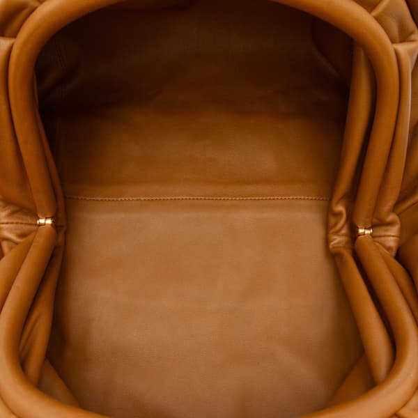 Pre-owned Bottega Veneta Lambskin The Pouch Brown