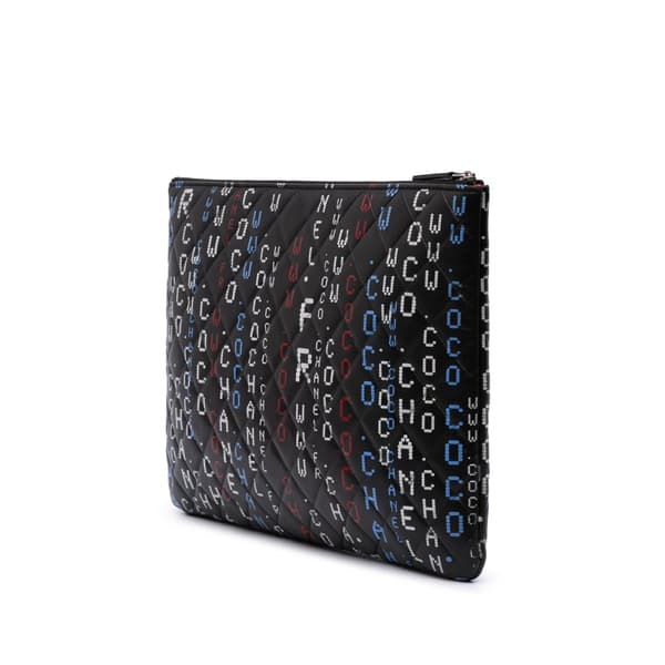 Pre-owned Chanel Large Quilted Lambskin Data Center O Case Clutch Black