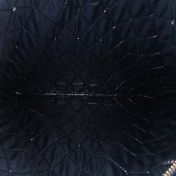 Pre-owned Chanel CC Medium Quilted Velvet Cosmetic Case Blue