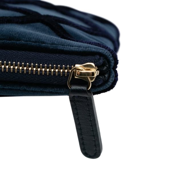 Pre-owned Chanel CC Medium Quilted Velvet Cosmetic Case Blue
