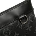 Pikkukuva 10 / 10: Pre-owned Louis Vuitton Monogram Eclipse Discovery Pochette GM Black