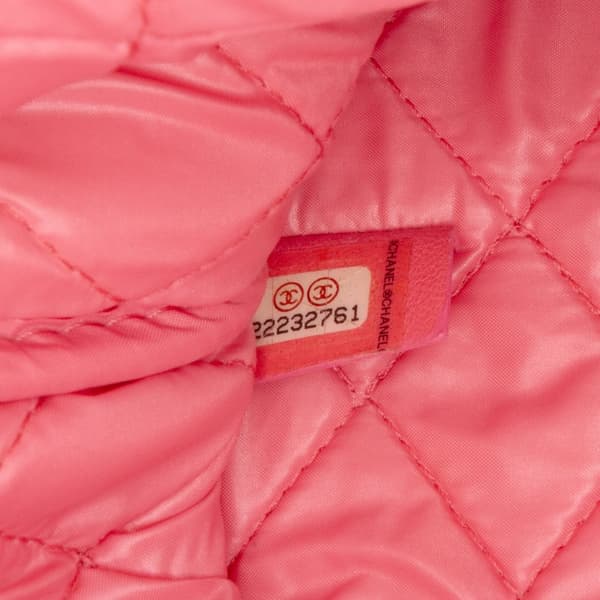Pre-owned Chanel Medium Quilted Lambskin Casino Charms O Case Clutch Pink