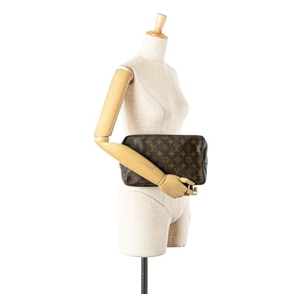 Pre-owned Louis Vuitton Monogram Trousse Toilette 28 Brown