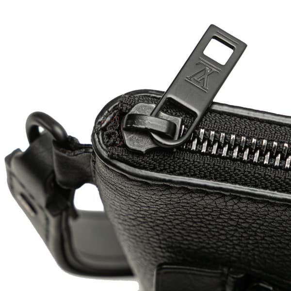 Pre-owned Louis Vuitton Aerogram Takeoff Pouch Black