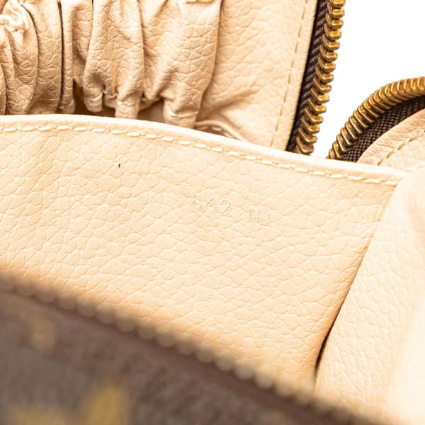 Pre-owned Louis Vuitton Monogram Trousse Toilette 23 Brown
