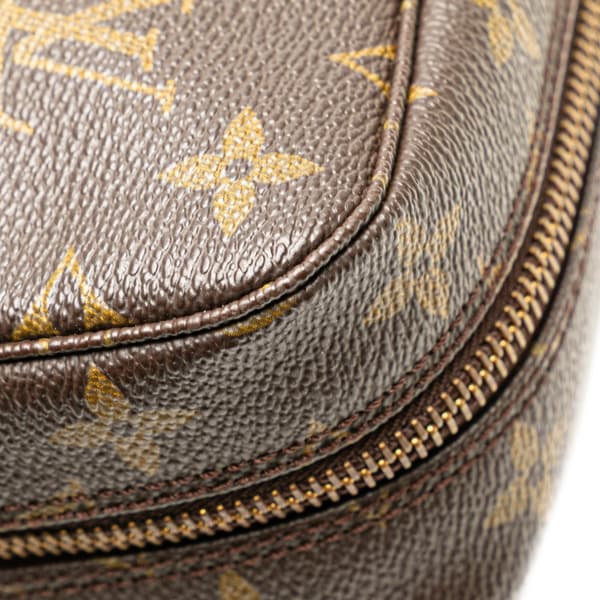 Pre-owned Louis Vuitton Monogram Trousse Toilette 23 Brown