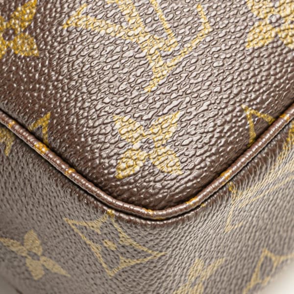 Pre-owned Louis Vuitton Monogram Trousse Toilette 23 Brown