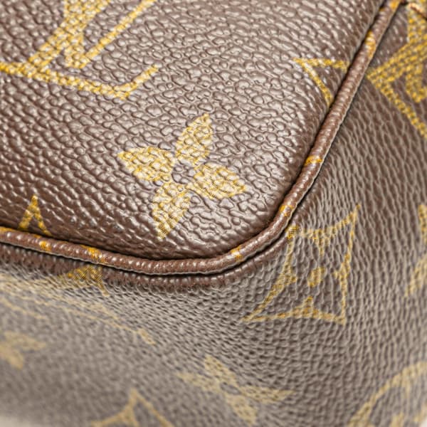 Pre-owned Louis Vuitton Monogram Trousse Toilette 23 Brown