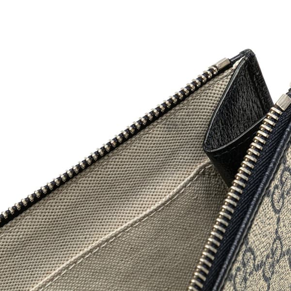 Pre-owned Gucci GG Supreme Interlocking G Clutch Brown