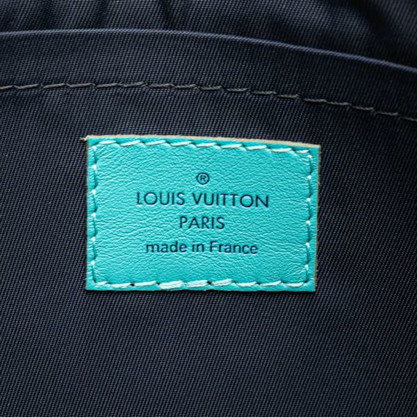 Pre-owned Louis Vuitton Monogram Pacific Outdoor Apollo Pochette Blue