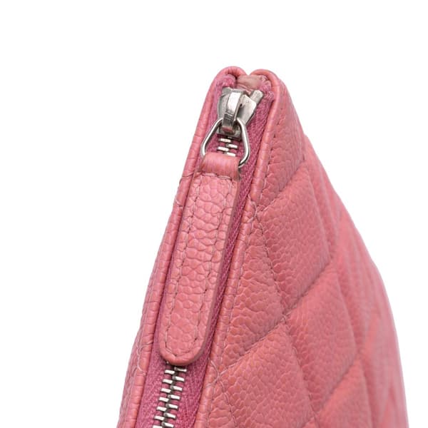 Pre-owned Chanel Large Quilted Caviar O Case Clutch Pink