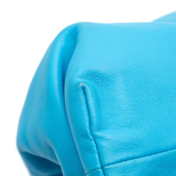 Pre-owned Bottega Veneta Lambskin The Pouch Blue