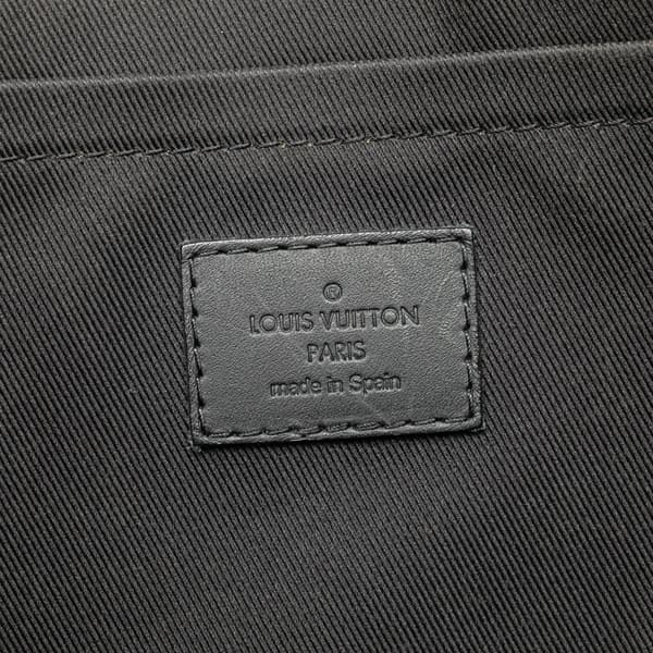 Pre-owned Louis Vuitton Monogram Shadow Discovery Pochette Black