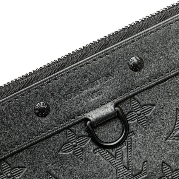 Pre-owned Louis Vuitton Monogram Shadow Discovery Pochette Black