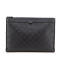Pikkukuva 1 / 10: Pre-owned Louis Vuitton Monogram Shadow Discovery Pochette Black