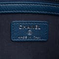 Miniatyrbild 5 av 10: Pre-owned Chanel Medium Aged Calfskin Gabrielle O Case Clutch Blue