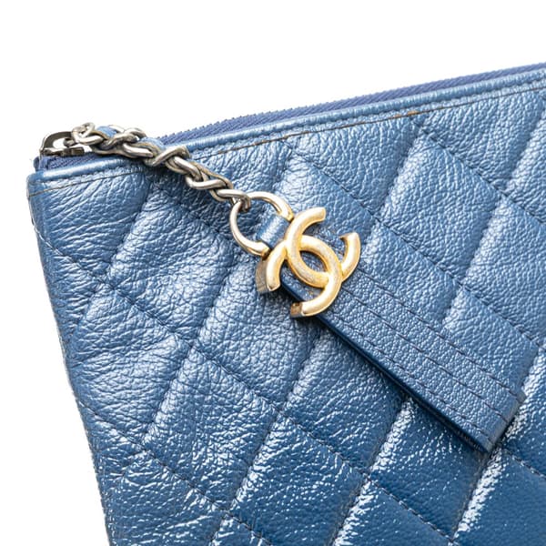 Pre-owned Chanel Medium Aged Calfskin Gabrielle O Case Clutch Blue