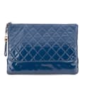 Miniatyrbild 1 av 10: Pre-owned Chanel Medium Aged Calfskin Gabrielle O Case Clutch Blue