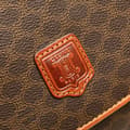 Miniatyrbilde 7 av 10: Pre-owned Celine Macadam Coated Canvas Clutch Brown