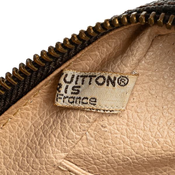 Pre-owned Louis Vuitton Monogram Trousse Toilette 23 Brown