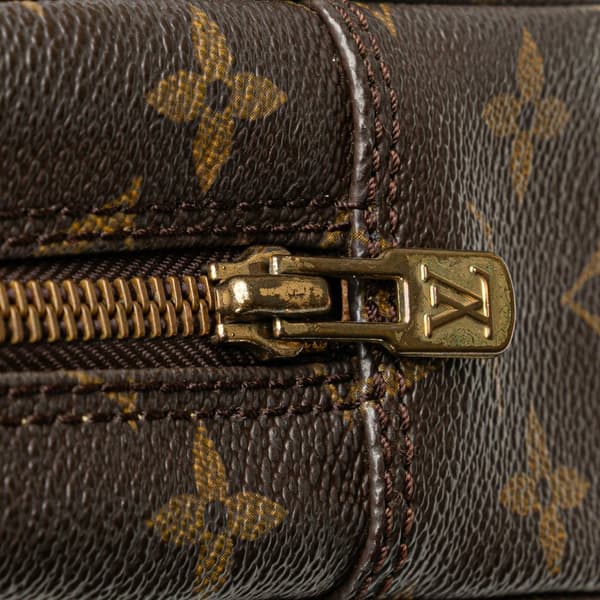 Pre-owned Louis Vuitton Monogram Trousse Toilette 23 Brown