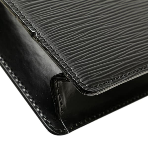 Pre-owned Louis Vuitton Epi Pochette Homme Black