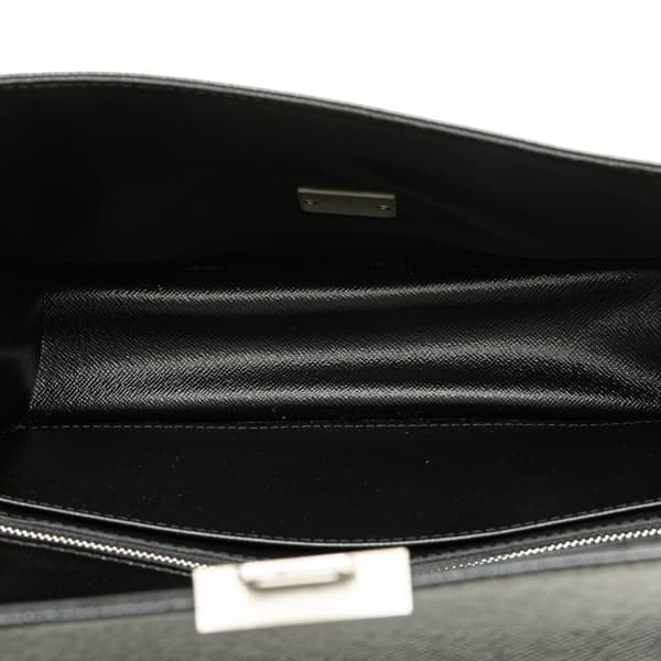 Pre-owned Louis Vuitton Taiga Selenga Black