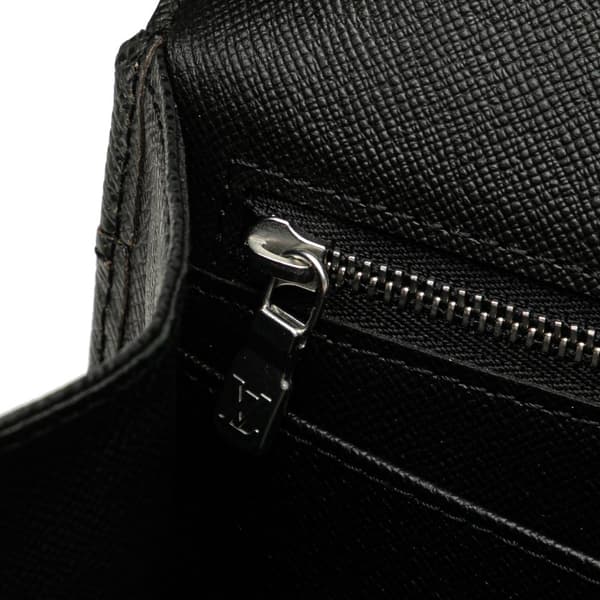 Pre-owned Louis Vuitton Taiga Selenga Black