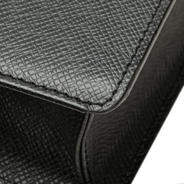 Pre-owned Louis Vuitton Taiga Selenga Black