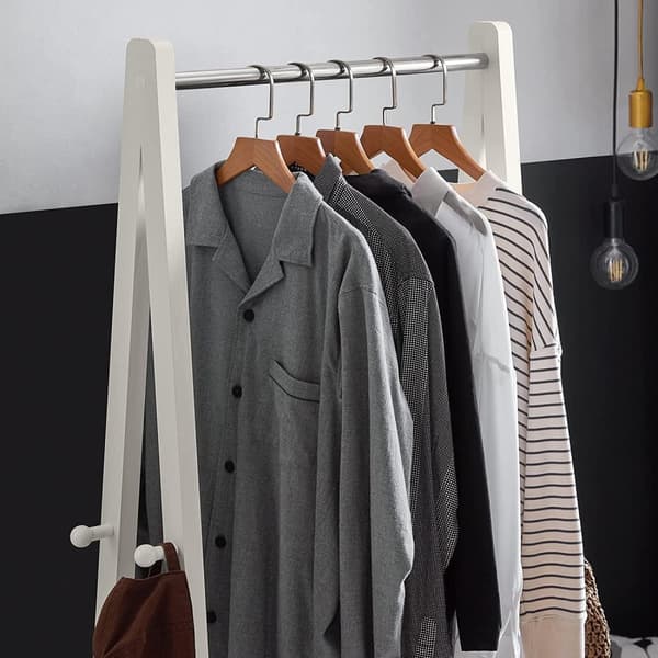 Rootz White Modern Tøjstativstativ med to opbevaringshylder - Træktøjstativ hængestang - B66 x D39 x H180cm