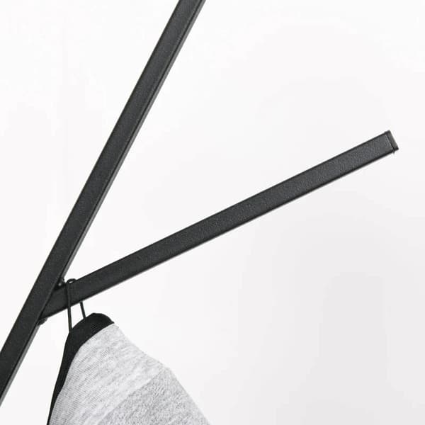 <h3 data-mce-fragment="1"><strong data-mce-fragment="1">Rootz-naulakko on tyylikkäästi suunniteltu, ja siinä yhdistyvät toiminnallisuus ja mukavuus ha