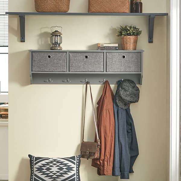 Rootz vægknagestativ med opbevaring - Tøjkrog - Gangorganisering - Inkluderer 3 foldbare fleeceæsker - 5 metalkroge - Nem montering - 100 cm x 31 cm x