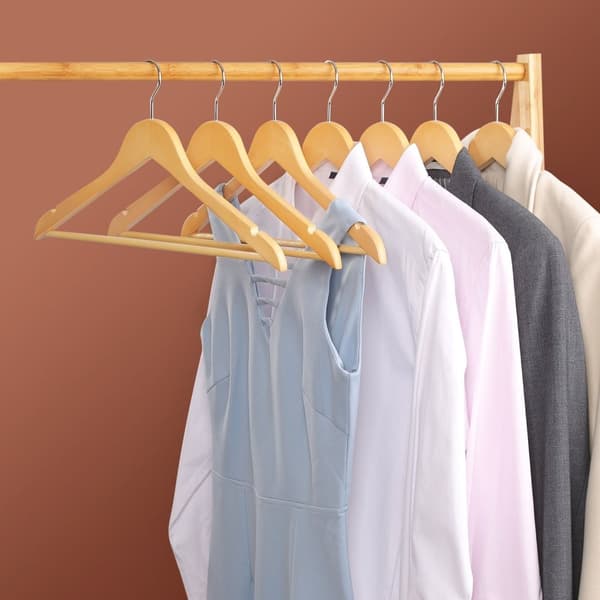 Rootz 50 Pack Maple Wood Hangers - Naturlig finish - Buksestang - Forkromet kroge - 44,5 cm x 23 cm x 1,2 cm