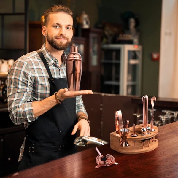 Cocktailsæt i rustfrit stål i 12 dele med bambusstativ, bar og hjemmesæt, perfekt som gave