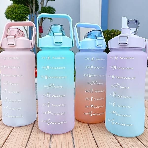 SPORTSVANDFLASKE 2L SPORTSFLASK MED SUGERØR TRITAN-fri BPA