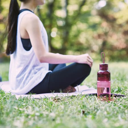 KINTO - TRÄNING - Vattenflaska - Magenta 480ml