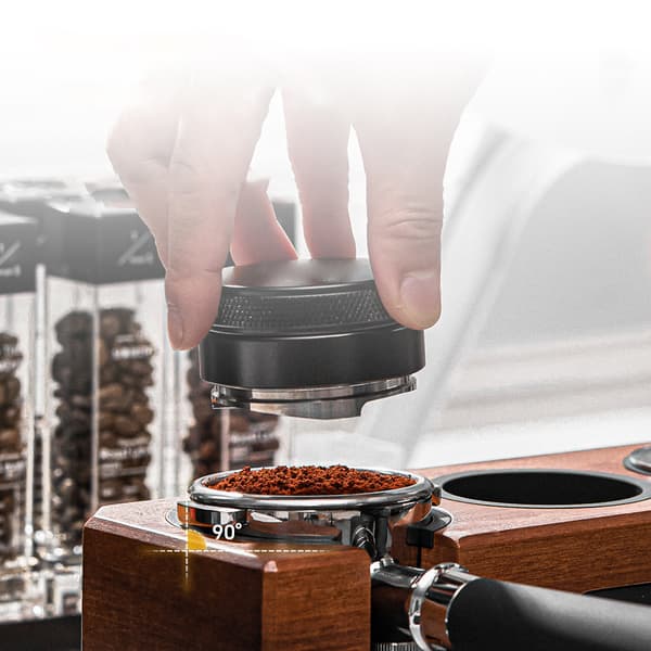 INF Massivt træ kaffe tamper station med skuffe Lysebrun