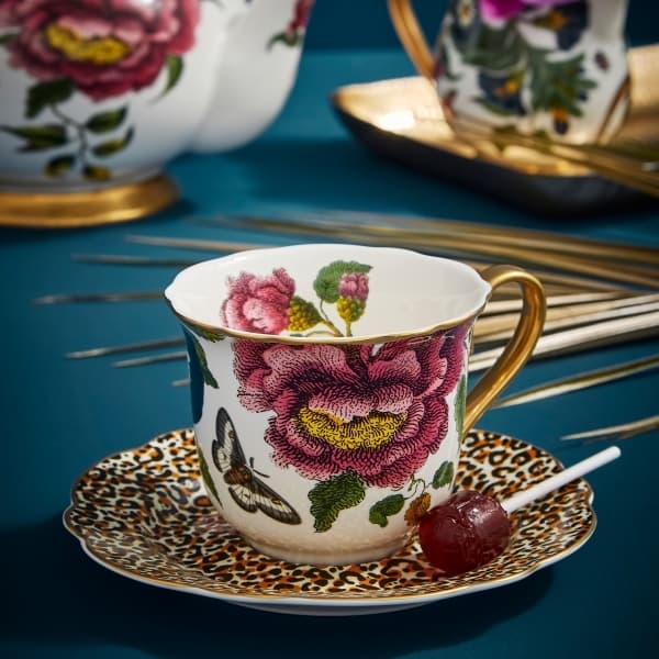 Creatures of Curiosity Tea Cup & Saucer 35cl - Spode